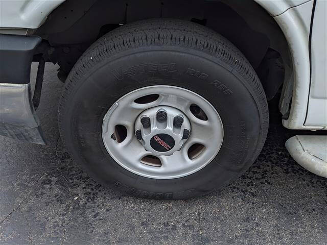 2024 GMC Savana 2500