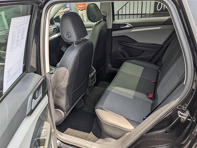 2024 Volkswagen Taos SE