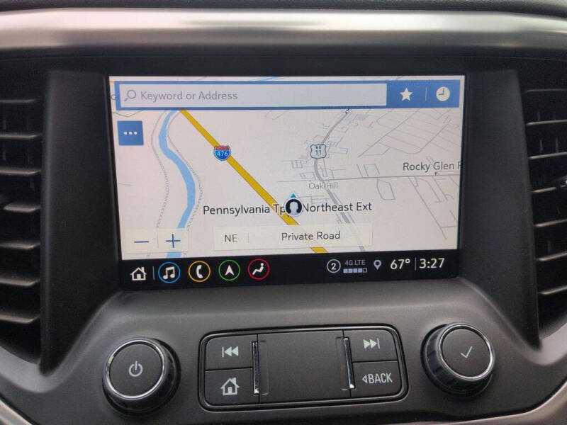 2023 GMC Acadia AT4