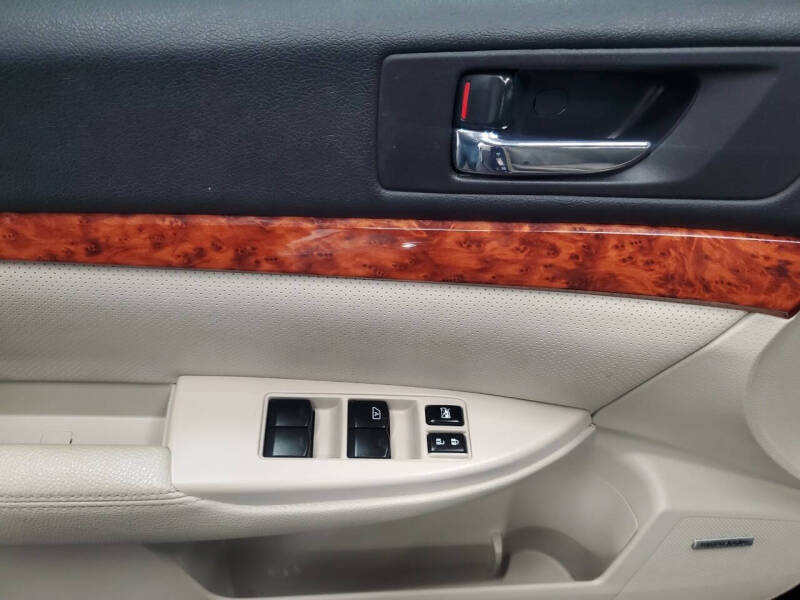 2010 Subaru Legacy 2.5i Limited