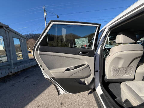 2016 Hyundai Tucson SE