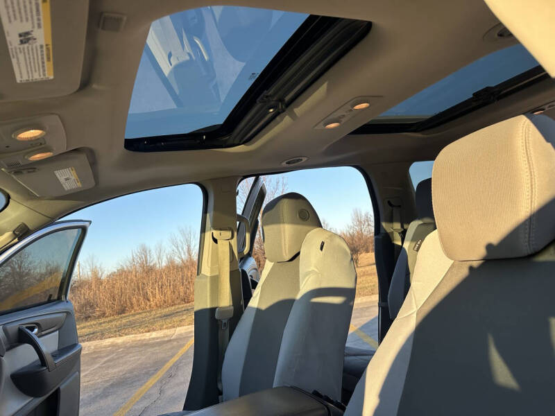 2016 GMC Acadia SLE-2