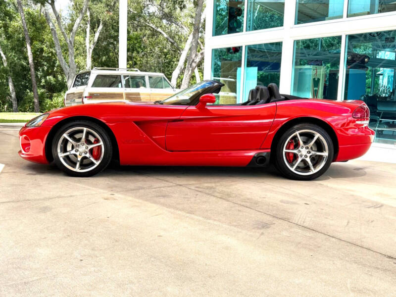 2004 Dodge Viper SRT-10