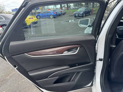 2017 Cadillac XTS Luxury