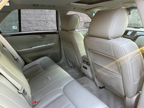 2010 Cadillac DTS Luxury Collection