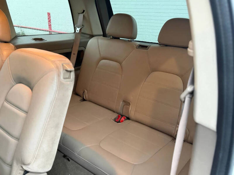 2005 Ford Explorer XLT