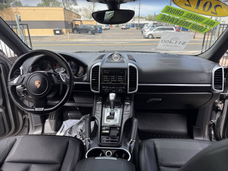 2012 Porsche Cayenne Tiptronic