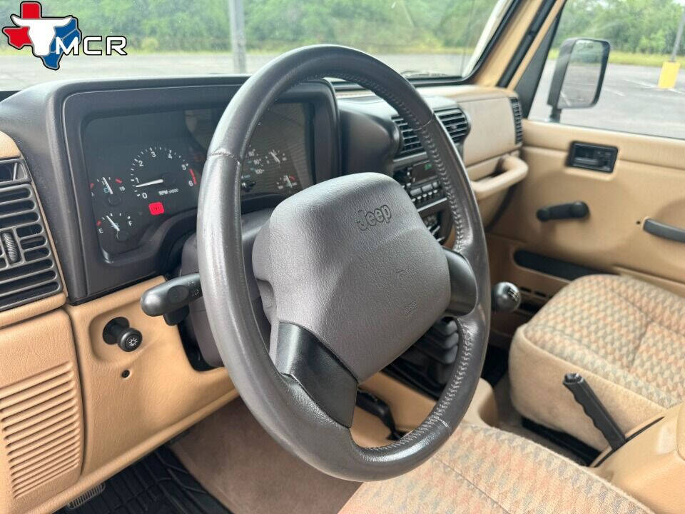 2000 Jeep Wrangler for sale at TMCR LLC in SPICEWOOD, TX