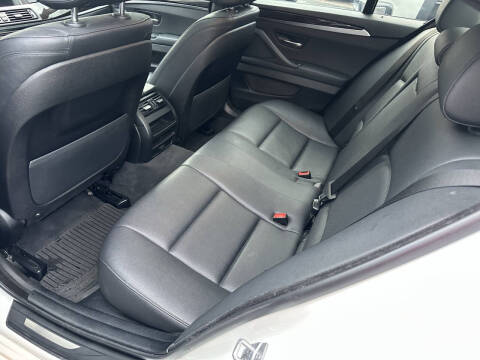 2016 BMW 5 Series 528i xDrive