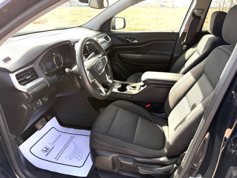 2021 GMC Acadia SLE