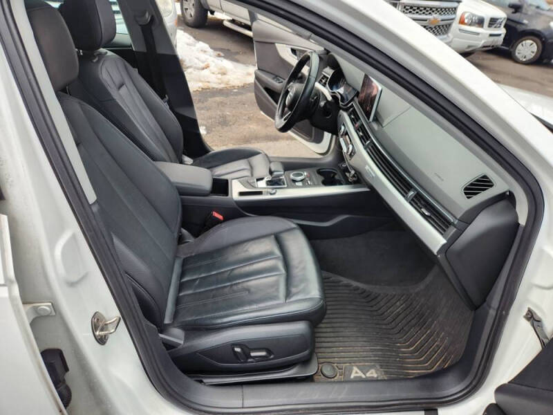 2017 Audi A4 2.0T quattro Premium