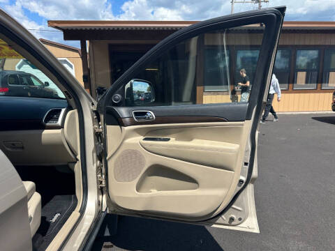 2014 Jeep Grand Cherokee Laredo