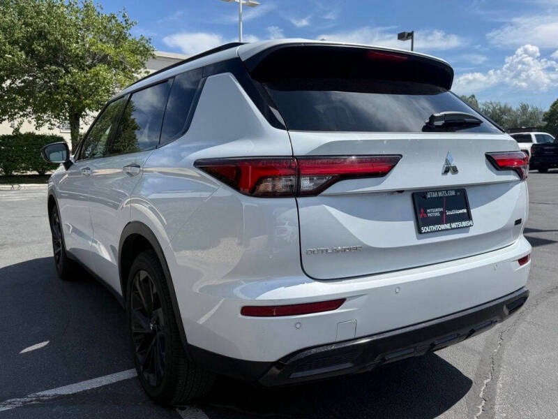 2024 Mitsubishi Outlander