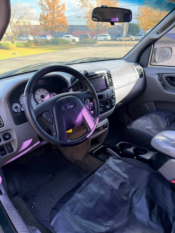 2002 Ford Escape XLS Choice