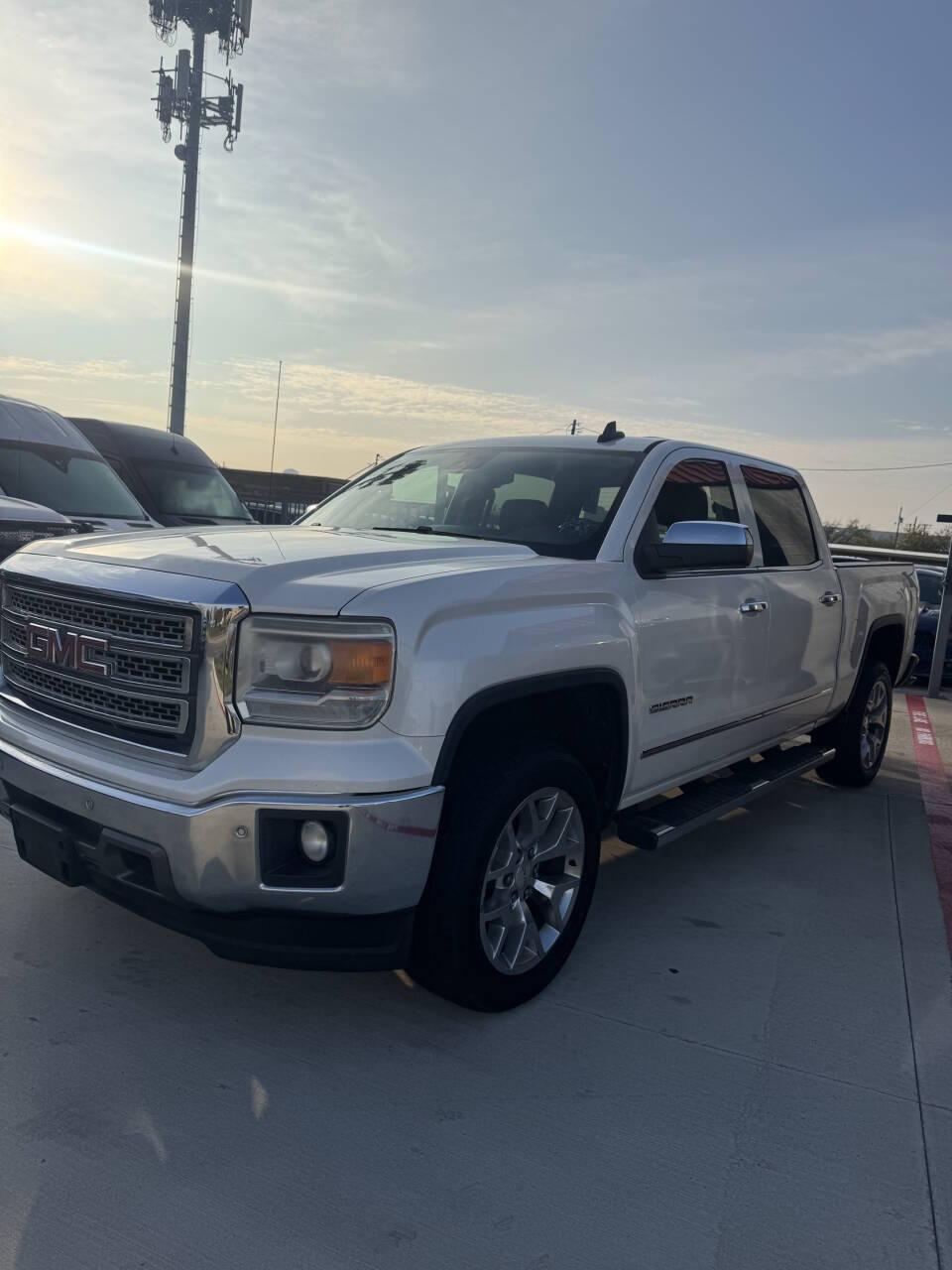 2015 GMC Sierra 1500 SLT 4x2 4dr Crew Cab 5.8 ft. SB's photo