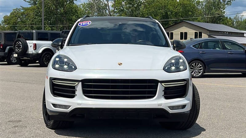 2016 Porsche Cayenne GTS