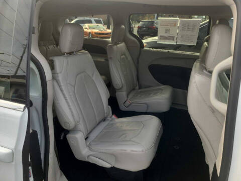 2021 Chrysler Pacifica Touring L