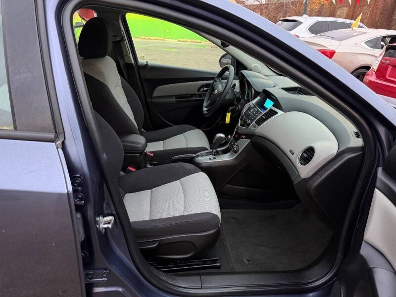 2014 Chevrolet Cruze LS Auto