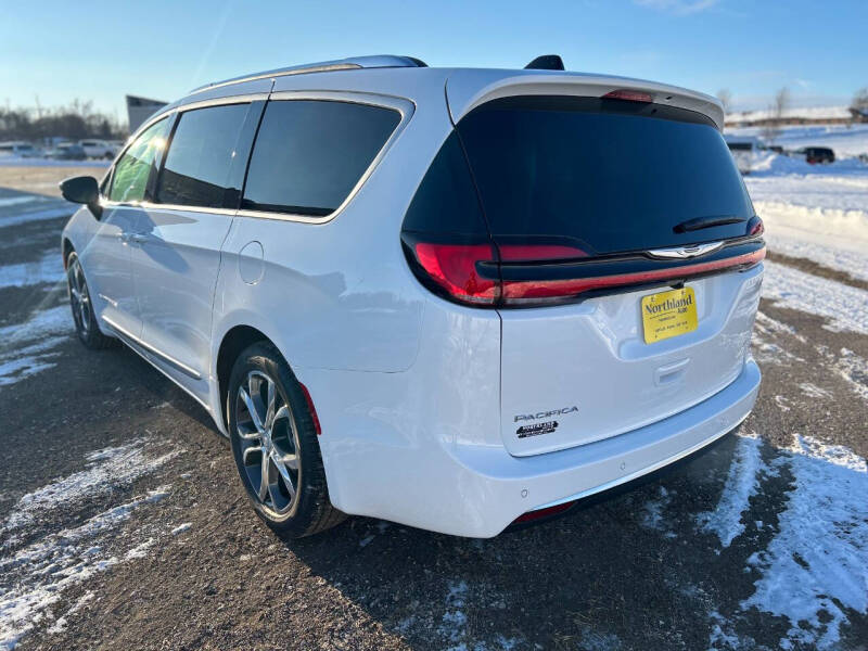 2026 Chrysler Pacifica Pinnacle