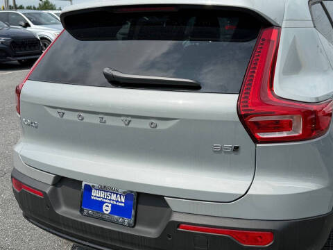 2026 Volvo XC40 B5 Ultra