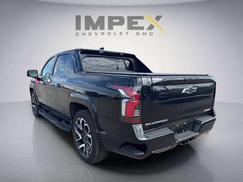 2025 Chevrolet Silverado EV RST