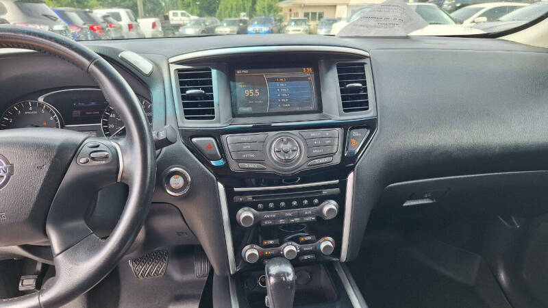 2014 Nissan Pathfinder S