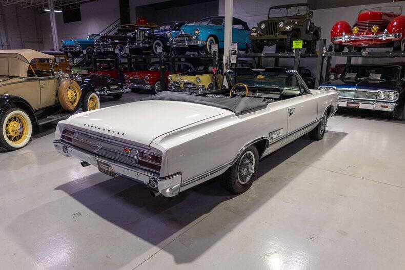 1965 Oldsmobile Cutlass
