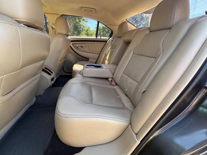 2018 Ford Taurus Limited