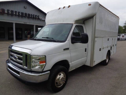 2013 Ford E-Series for sale at SLD Enterprises LLC in East Carondelet IL