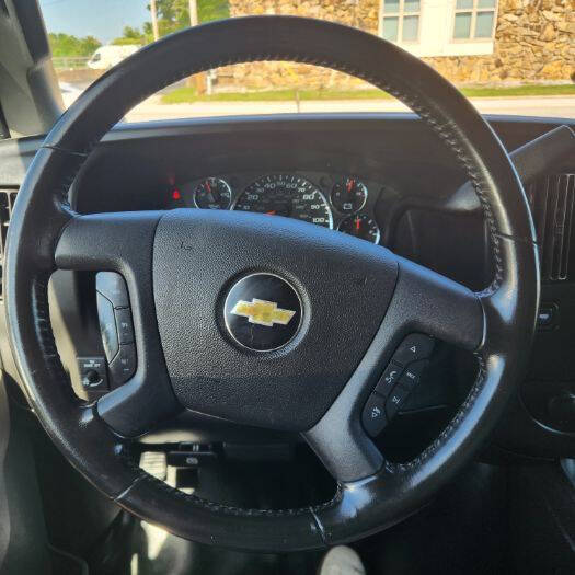 2021 Chevrolet Express 2500