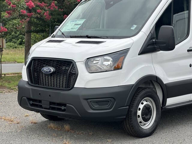 2025 Ford Transit 250
