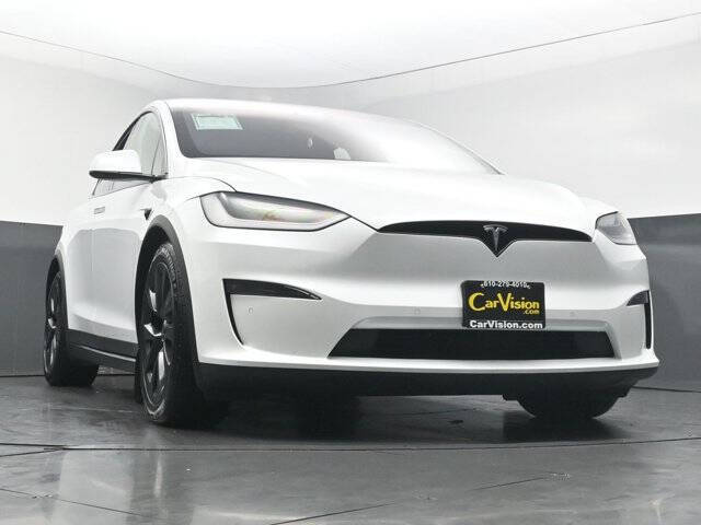 2023 Tesla Model X Standard Range