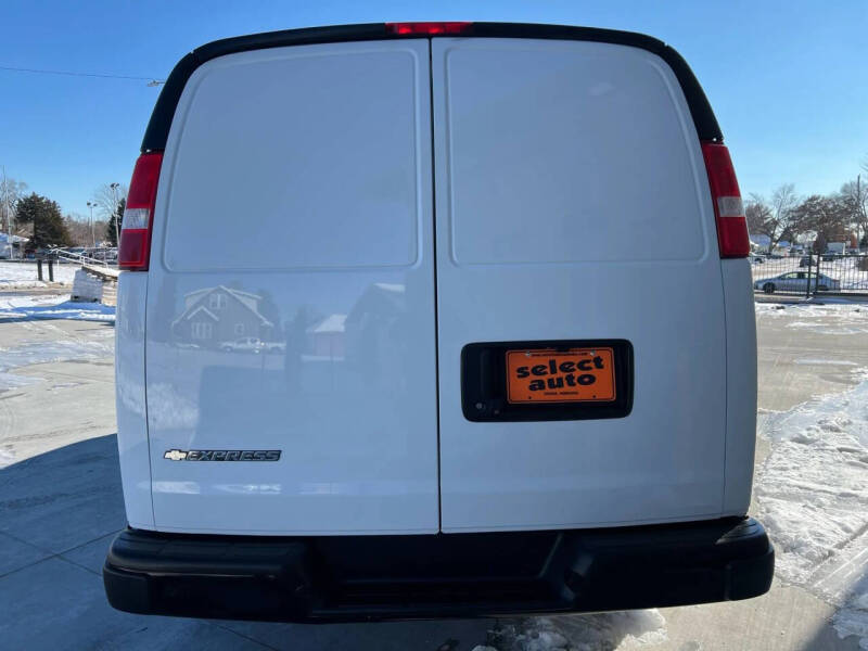 2021 Chevrolet Express 3500