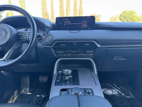 2024 Mazda CX-90 Plug-in Hybrid Preferred