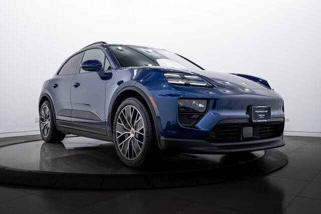 2025 Porsche Macan 4 Electric