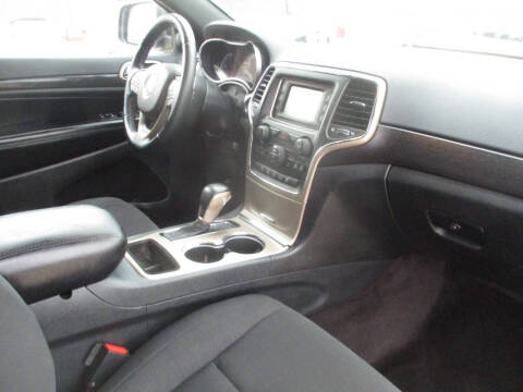 2016 Jeep Grand Cherokee Laredo