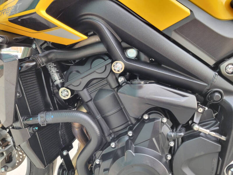 2025 Triumph Street Triple 765RS