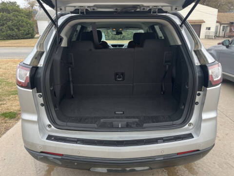 2017 Chevrolet Traverse LT