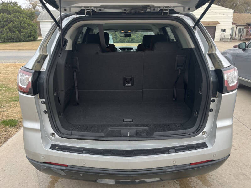 2017 Chevrolet Traverse LT