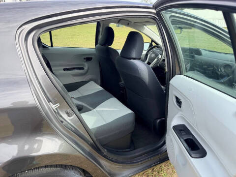 2013 Toyota Prius c Three