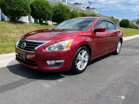 2013 Nissan Altima for sale at Lenoir Auto in Lenoir NC