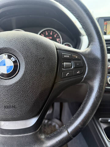 2016 BMW 3 Series 320i
