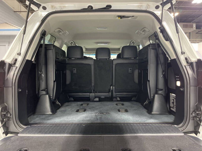 2019 Lexus LX 570