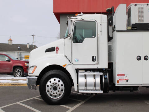 2020 Kenworth T370