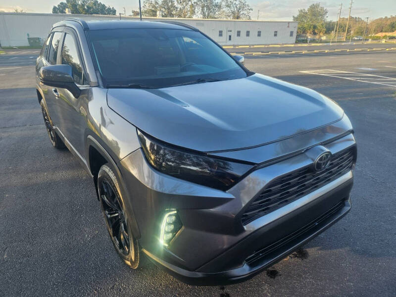 2021 Toyota RAV4 XLE photo 9