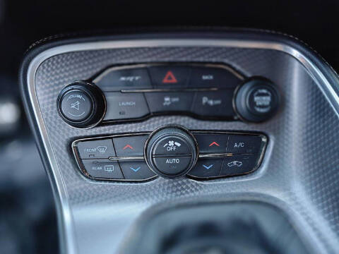 2015 Dodge Challenger SRT Hellcat