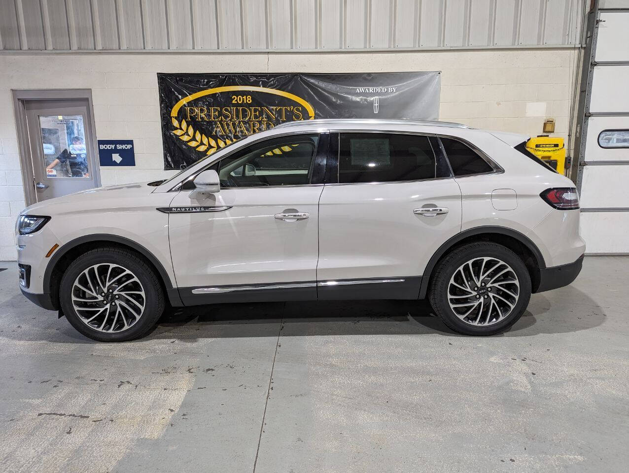2020 Lincoln Nautilus