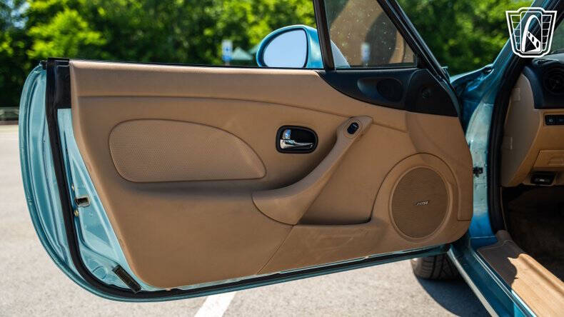 2001 Mazda MX-5 Miata