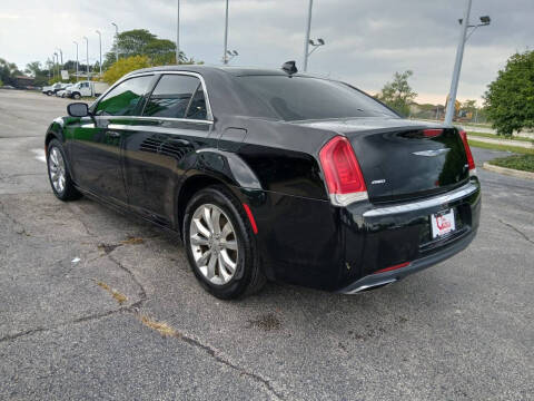 2017 Chrysler 300 Limited