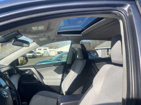 2017 Toyota RAV4 Hybrid XLE